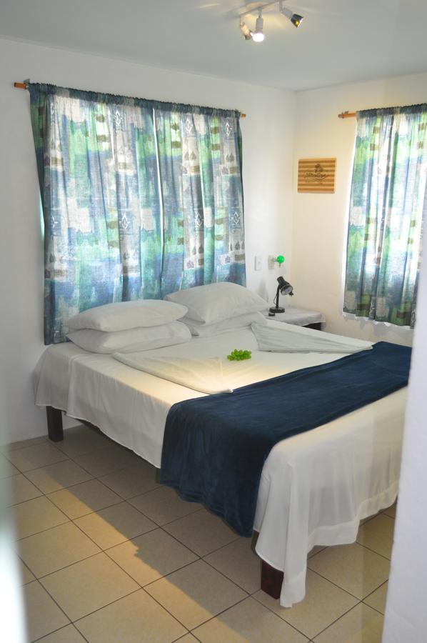 Flying Annie Moa Bed & Breakfast Neiafu Exterior foto