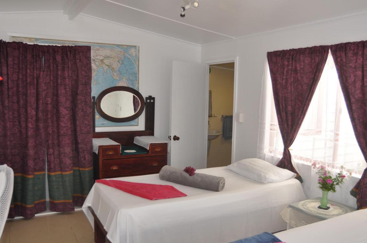 Flying Annie Moa Bed & Breakfast Neiafu Exterior foto