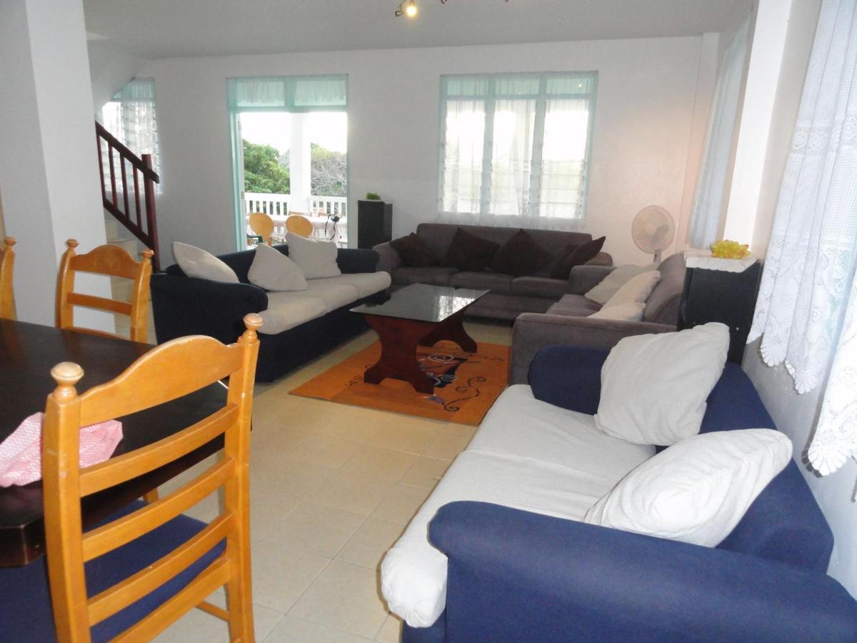 Flying Annie Moa Bed & Breakfast Neiafu Exterior foto